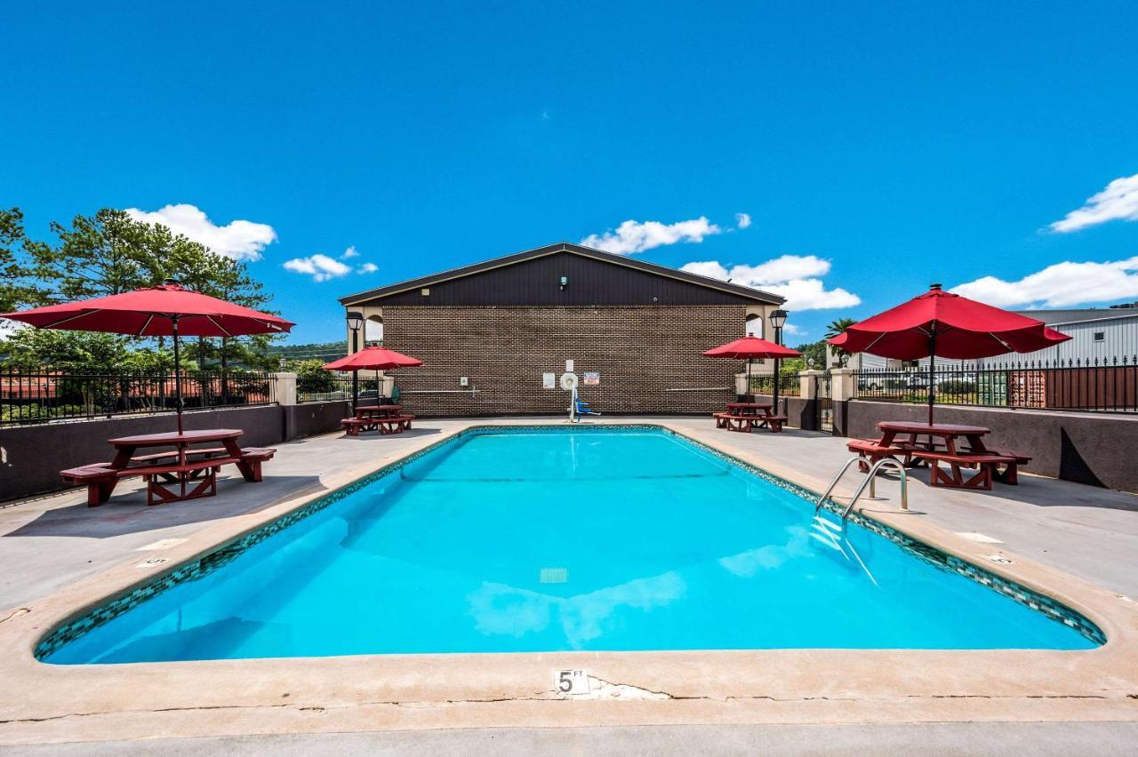 Econo Lodge Inn & Suites University Huntsville Zewnętrze zdjęcie